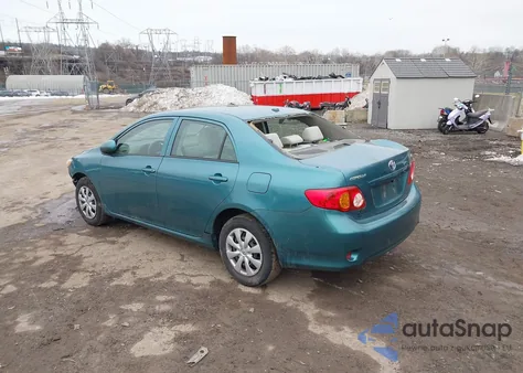 2010 Toyota Corolla Le z USA, uszkodzony, nr VIN 2T1BU4EE9AC260851